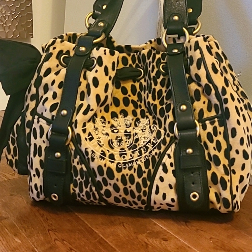 Juicy couture daydreamer bag